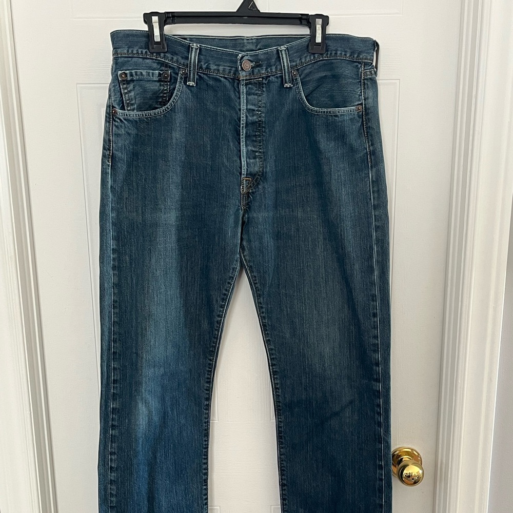 Levi's 501 Straight Jeans Classic Style